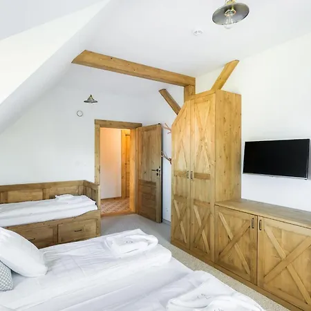 Rent Like - Zoniowka Holiday home *